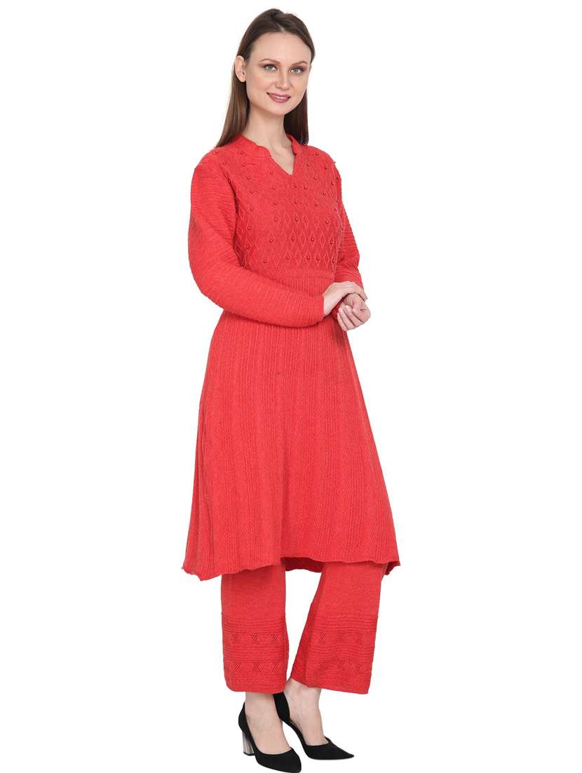 women red mandarin neck kurta pant set  - 20511980 -  Standard Image - 1