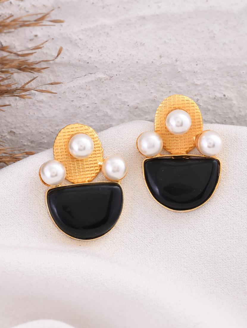 gold plated pearl stud earring - 20520286 - Standard Image - 1