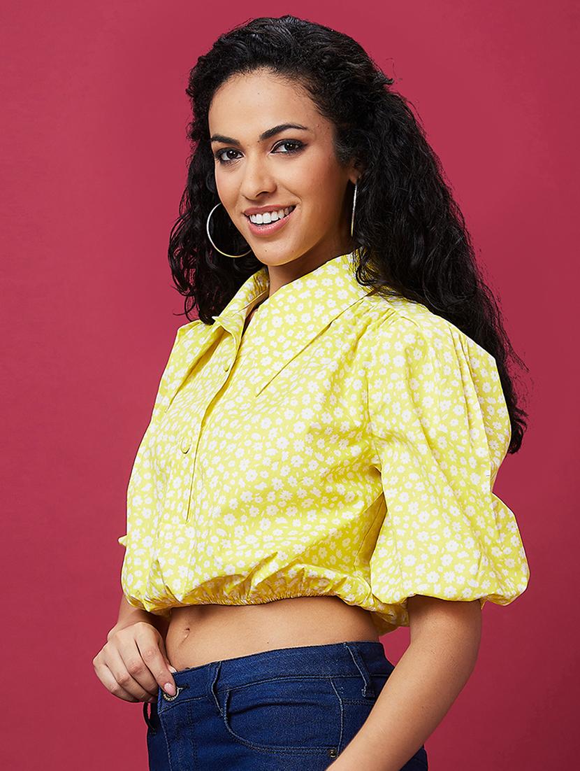 yellow floral printed crop top - 20534025 -  Standard Image - 1