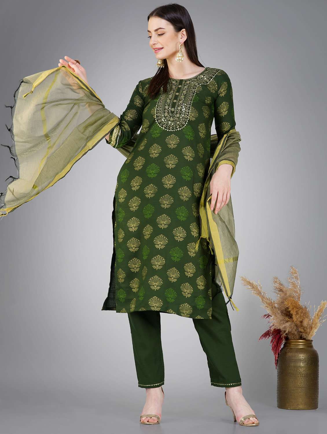 olive cotton blend kurta pant  set - 20534288 -  Standard Image - 4
