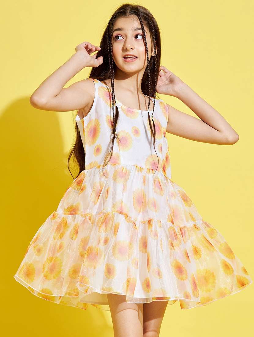 girls round neck sleeveless frock
