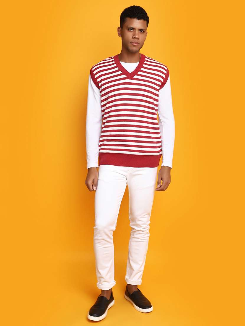 men red & white striped pullover - 20536554 -  Standard Image - 4