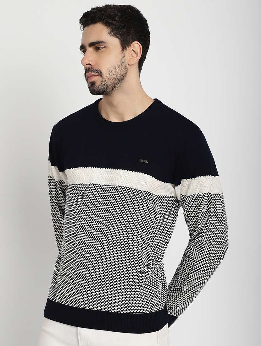 men white & black acrylic pullover - 20538360 -  Standard Image - 1