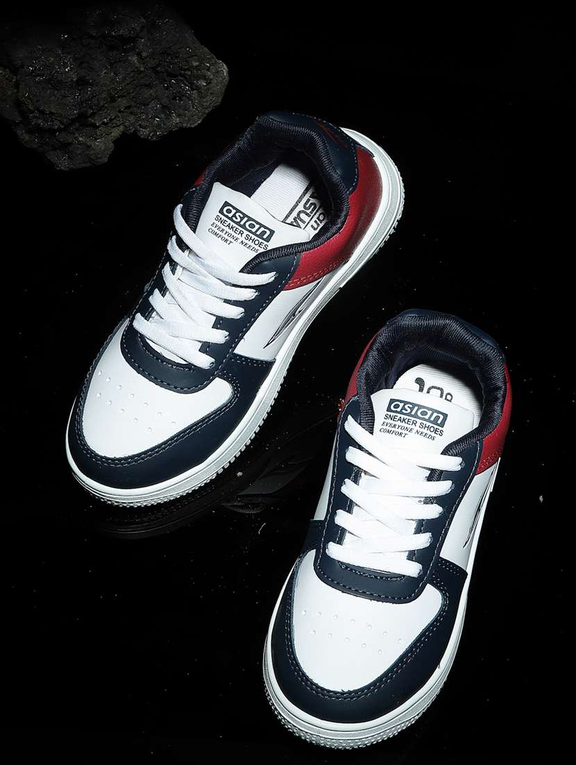 boys color blocked lace up sneaker