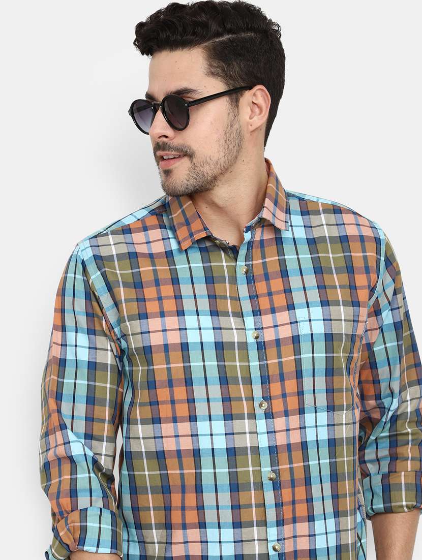 men collared checkered casual shirt - 20562438 -  Standard Image - 4