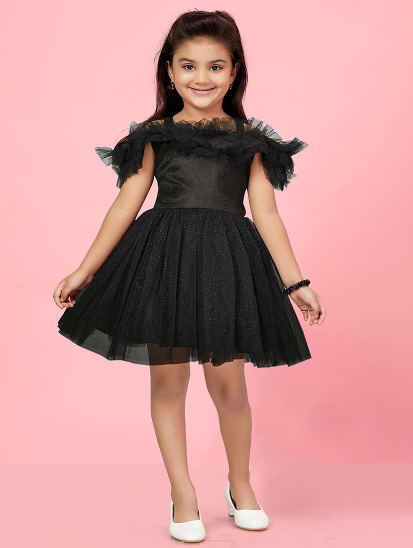 girls round neck self-design frock