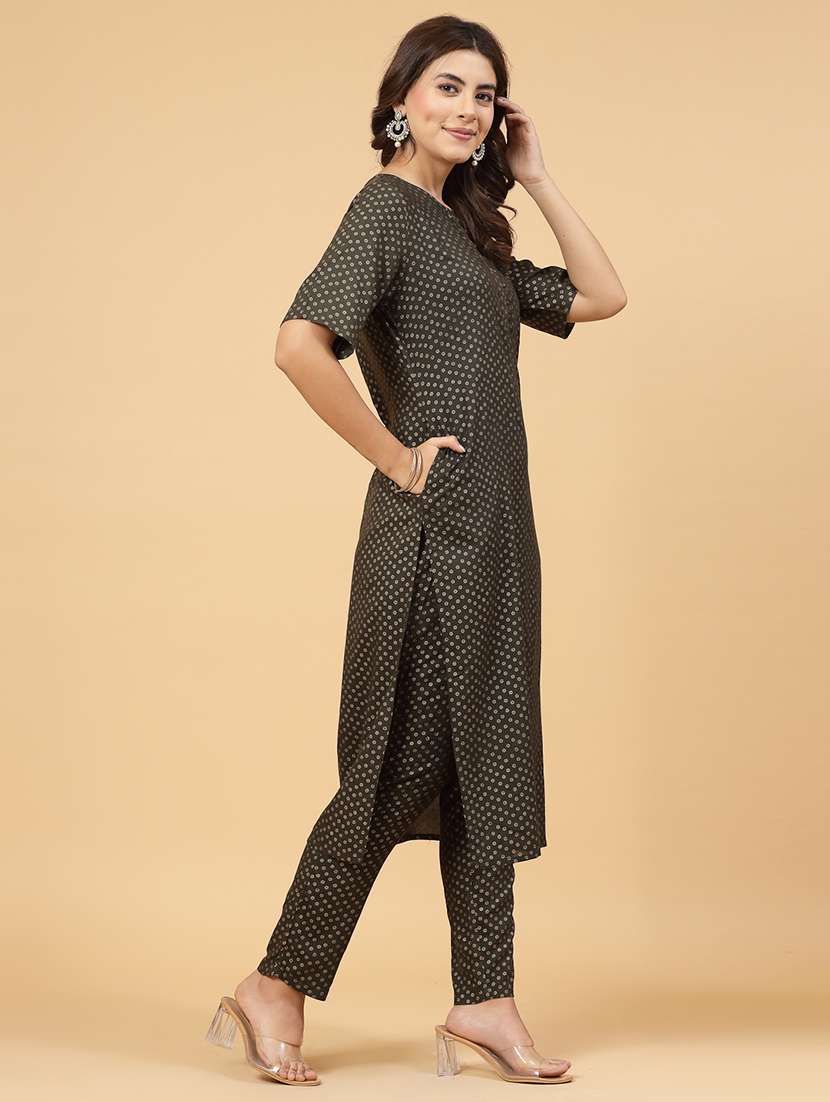 women grey round neck kurta pant set  - 20570634 -  Standard Image - 1