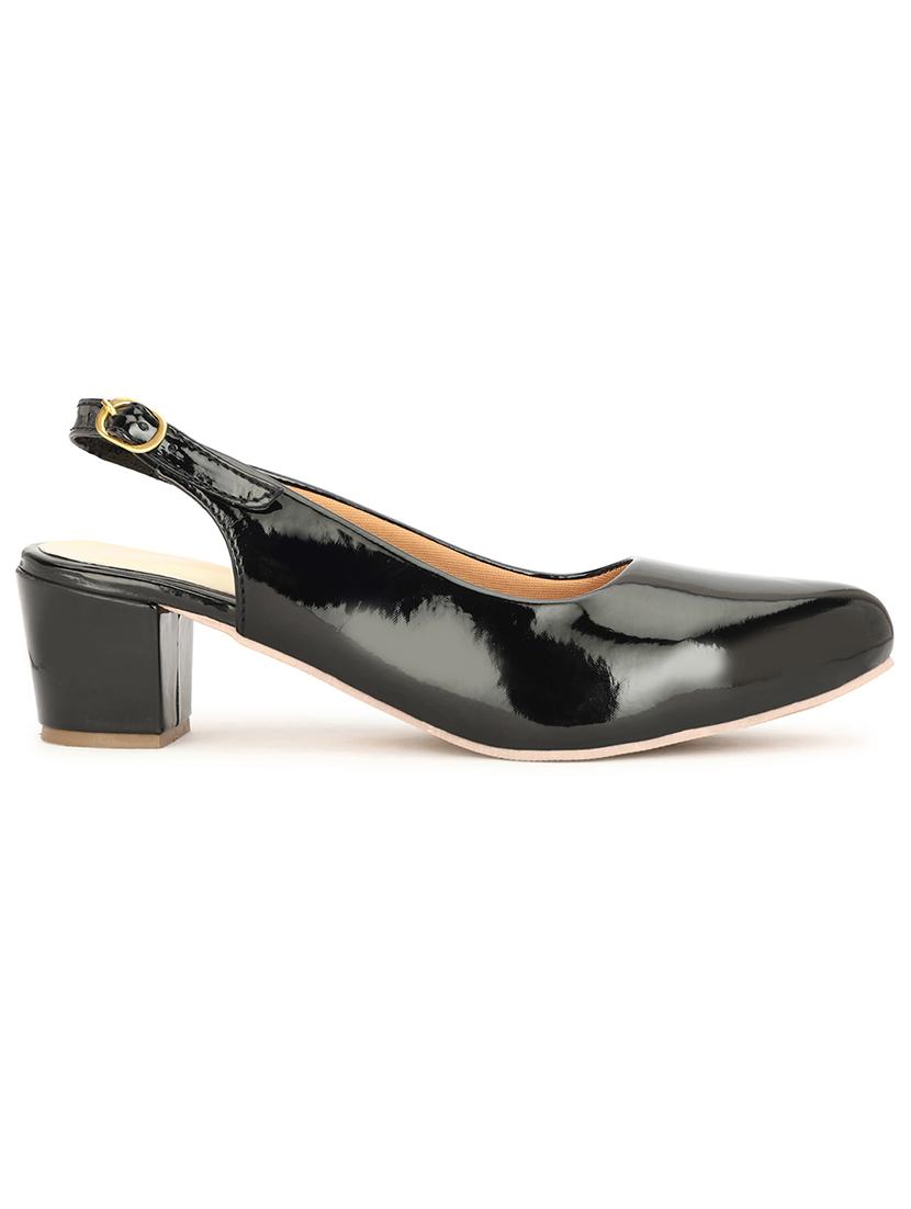 women solid back strap sandal - 20573021 - Standard Image - 1