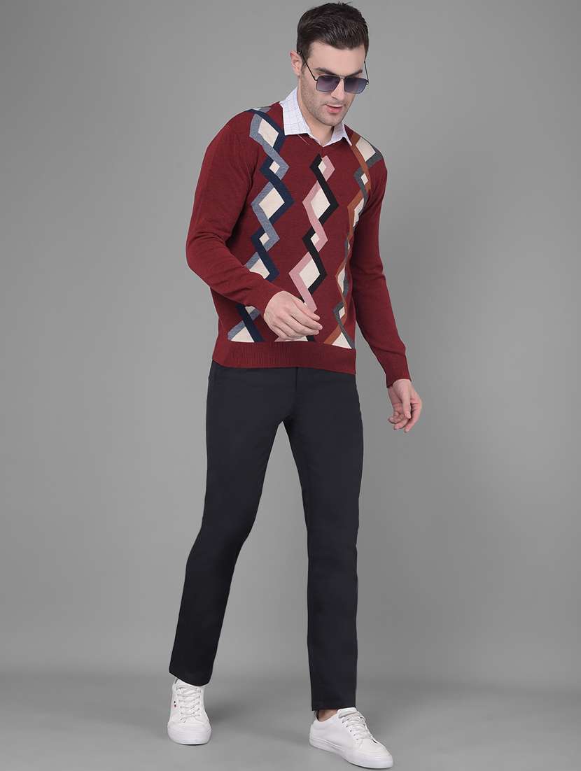 maroon acrylic pullover - 20586569 -  Standard Image - 4
