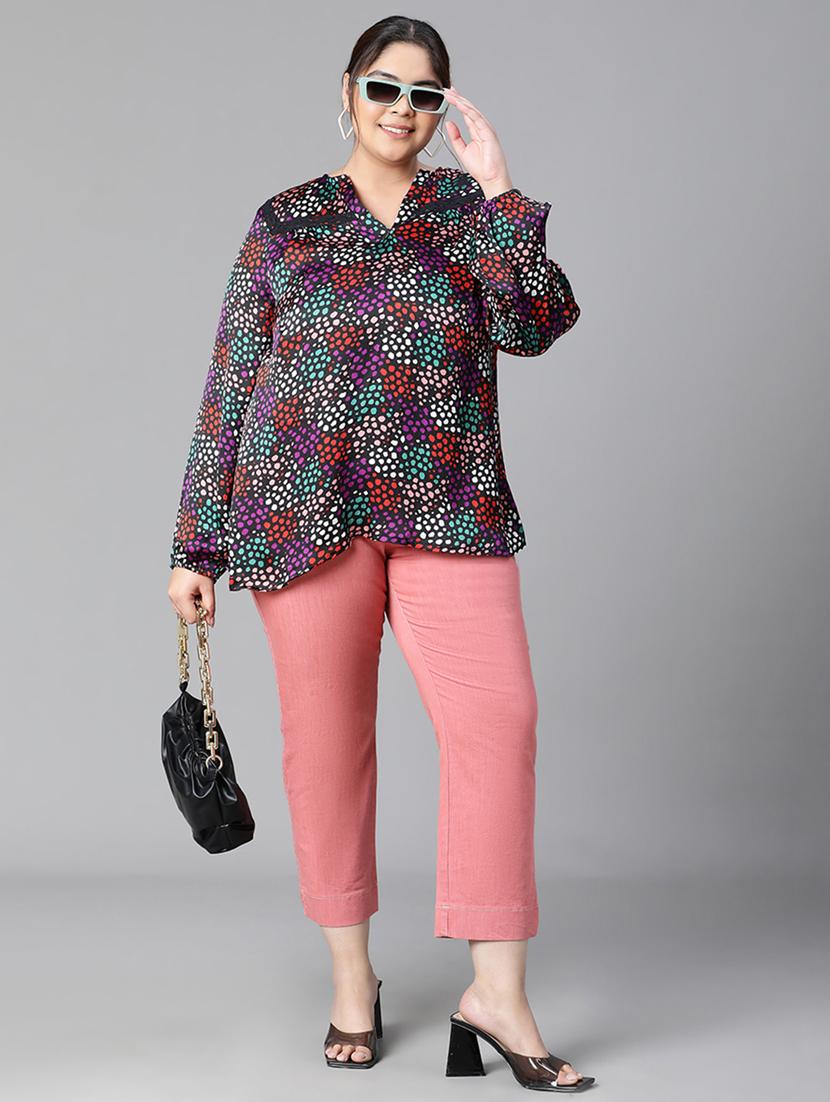 plus size women printed straight top - 20592375 - Standard Image - 4