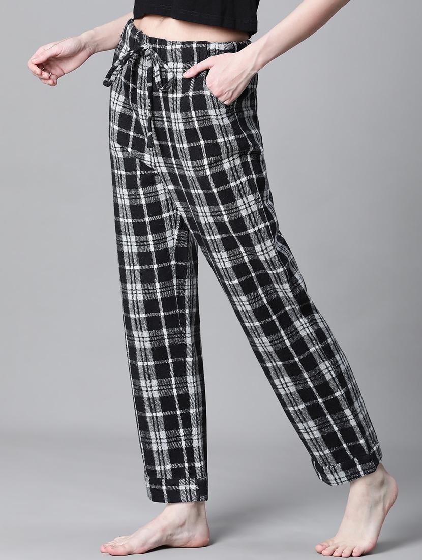 women black checkered pajama - 20592567 -  Standard Image - 1