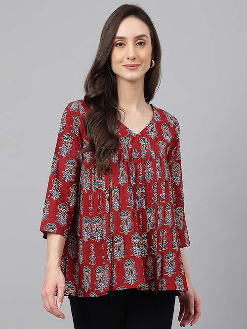 women maroon printed flared top - 20594471 -  Standard Image - 0