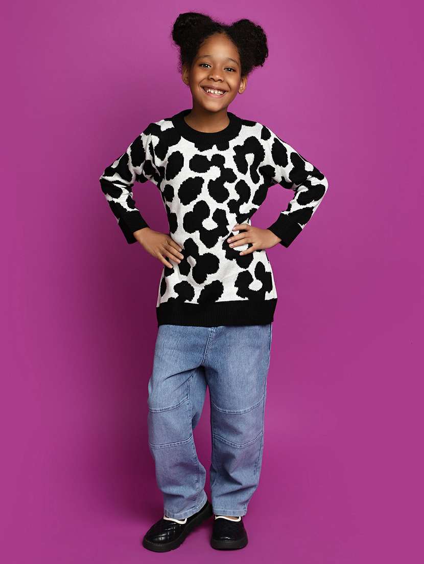 girls self design black & white sweater - 20595958 -  Standard Image - 4