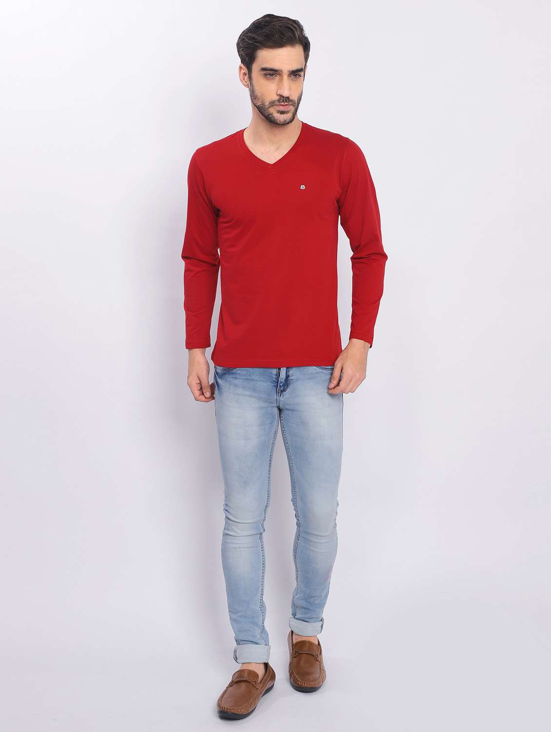 men red plain v-neck t-shirt - 20601566 -  Standard Image - 4