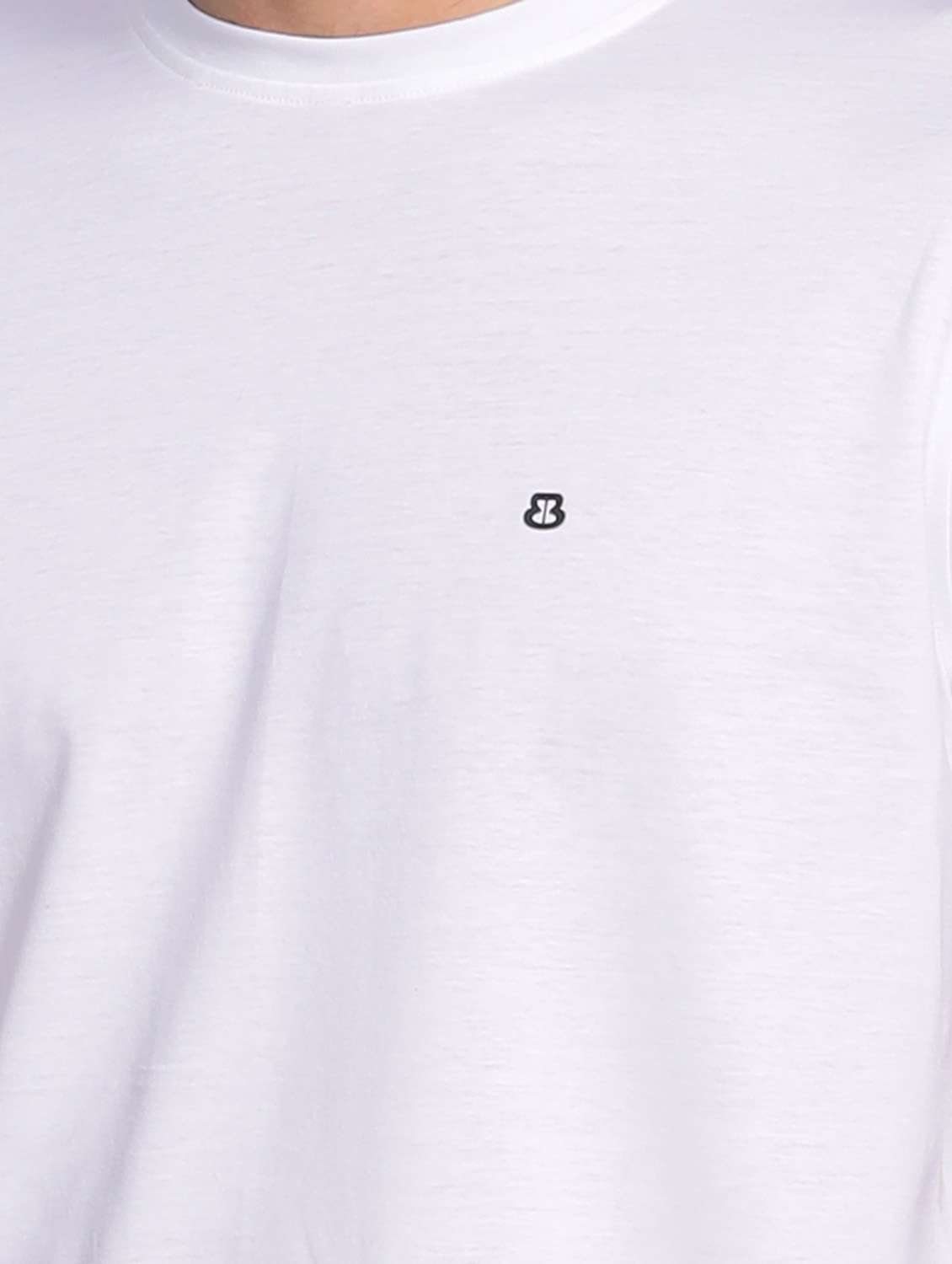 man solid white t-shirt - 20601581 -  Standard Image - 4