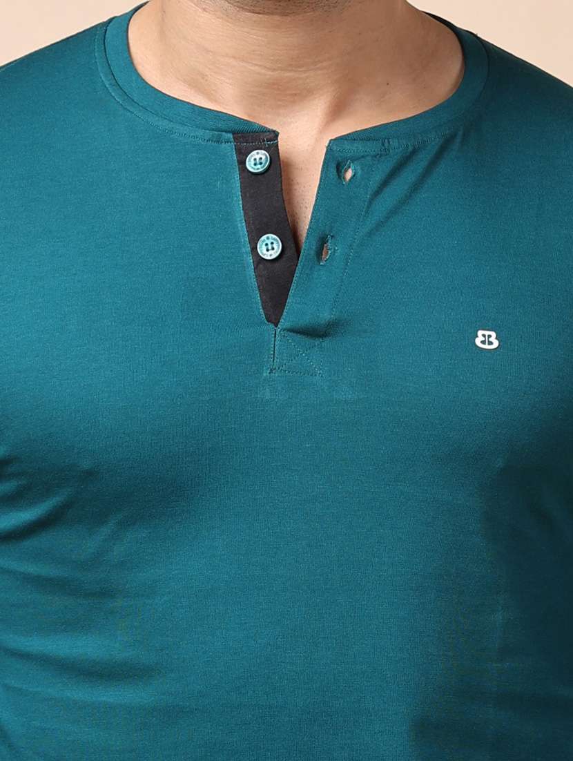 man solids t-shirt - 20601651 -  Standard Image - 4