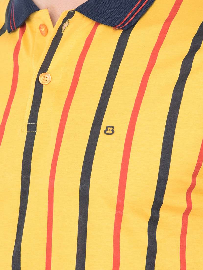 yellow striped short sleeve t-shirt - 20601708 - Standard Image - 4