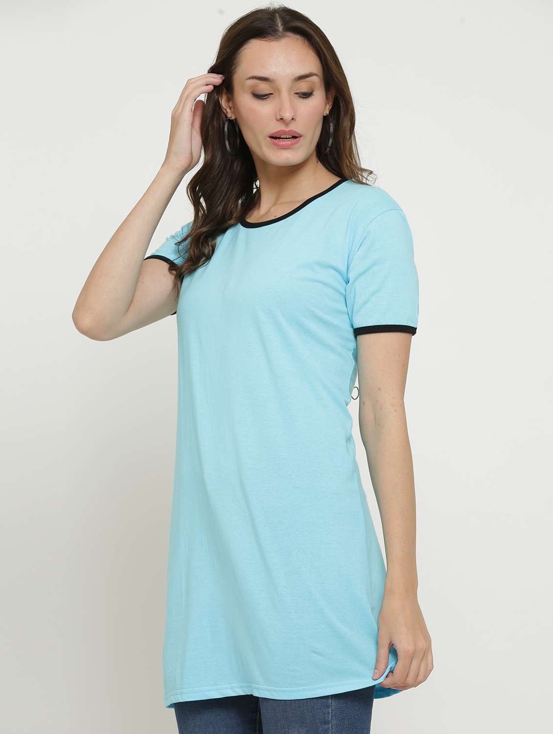 women round neck solid regular t-shirt - 20602613 -  Standard Image - 1
