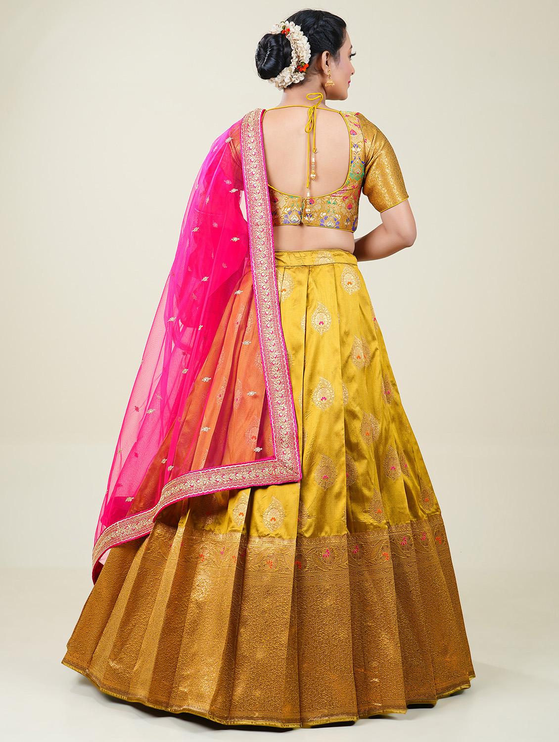women self design semi stitched lehenga - 20603501 - Standard Image - 1