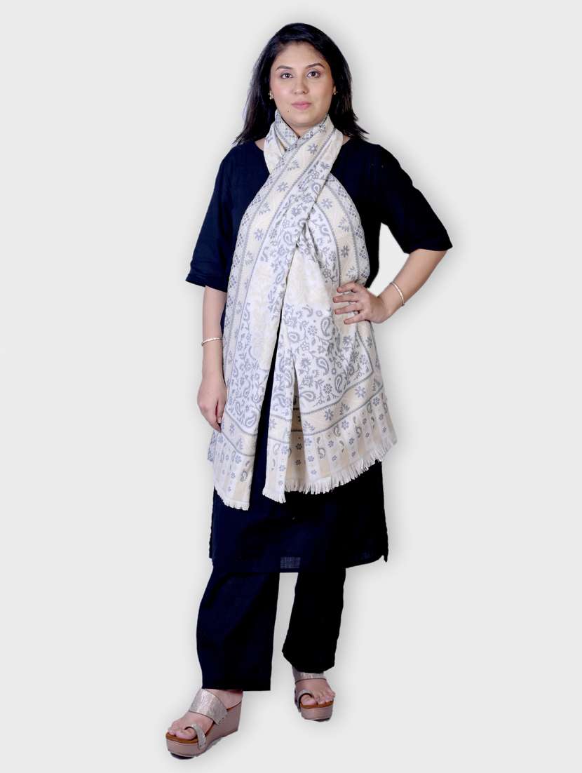 women self designed woolen shawl - 20605495 -  Standard Image - 1