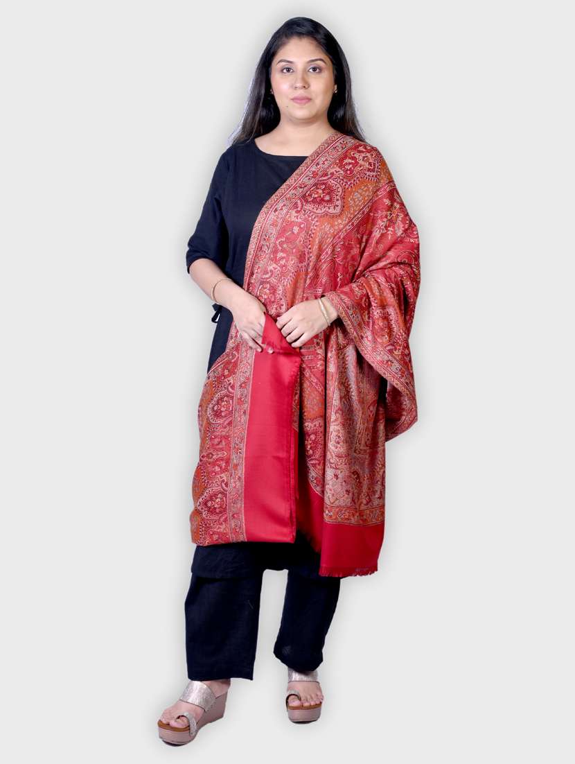 women self designed woolen shawl