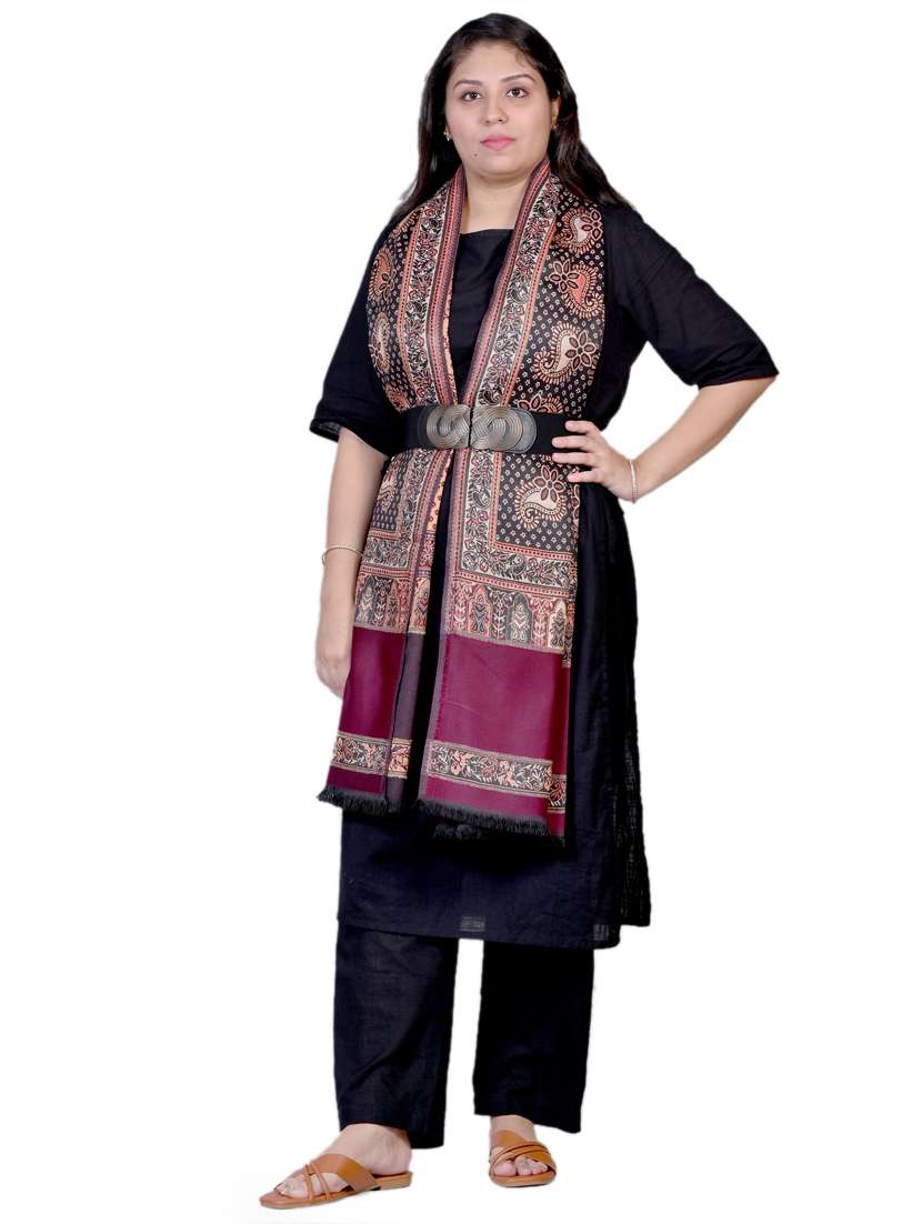 women self designed woolen shawl - 20605608 -  Standard Image - 1