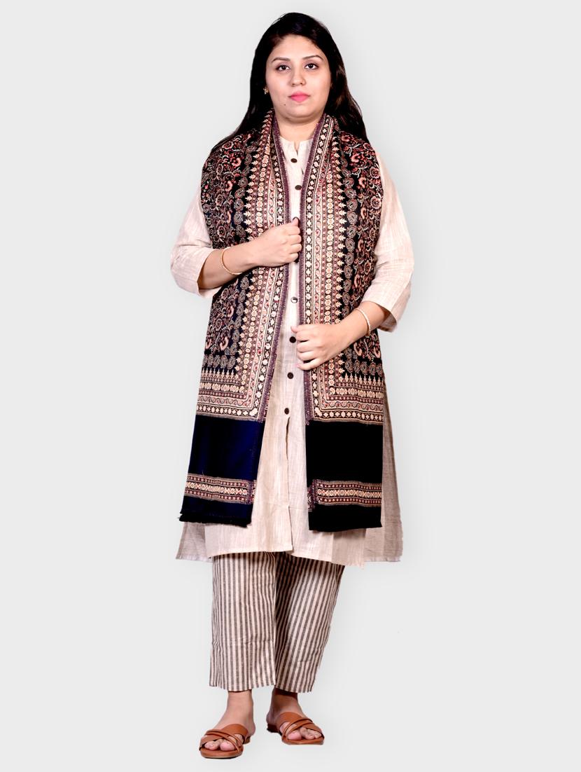 women self designed woolen shawl - 20605609 - Standard Image - 1
