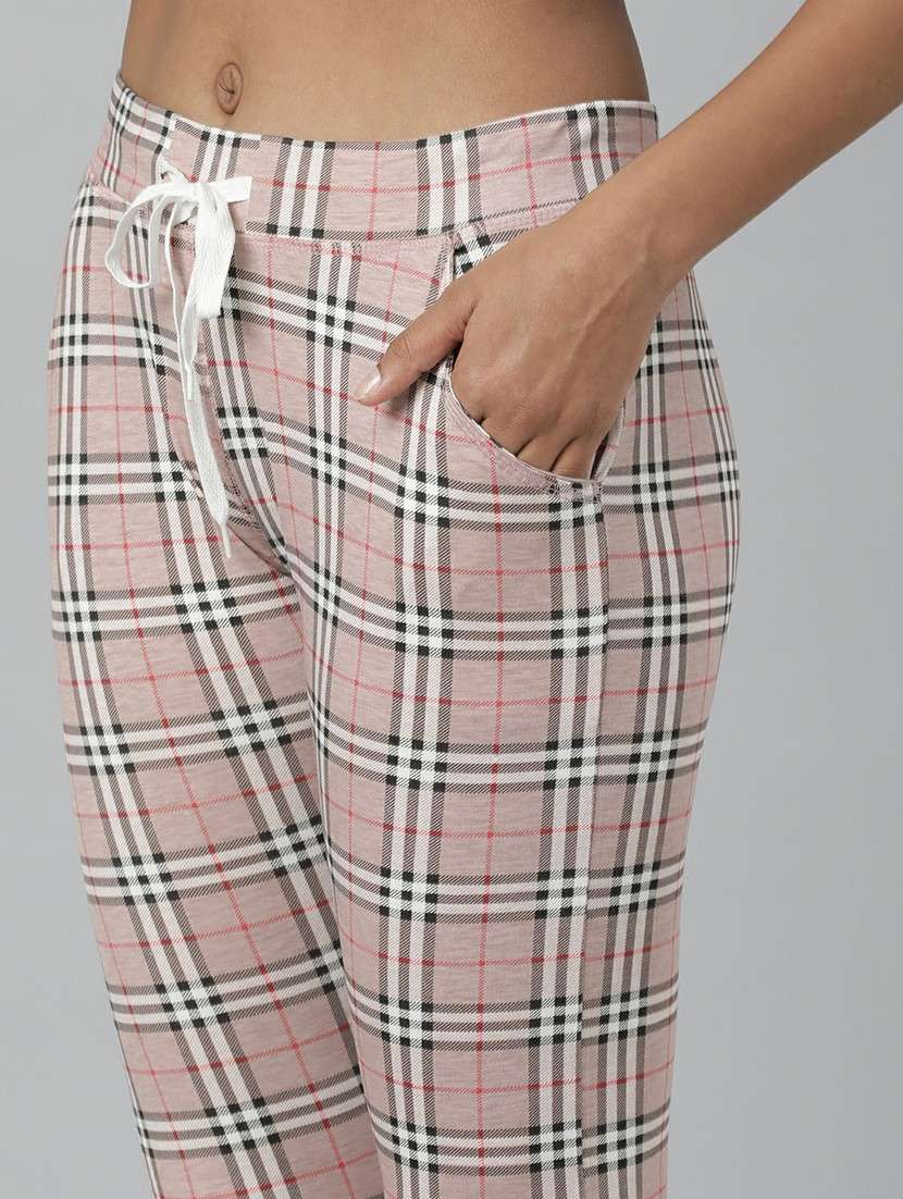 women mid rise checkered track pant - 20610725 -  Standard Image - 4