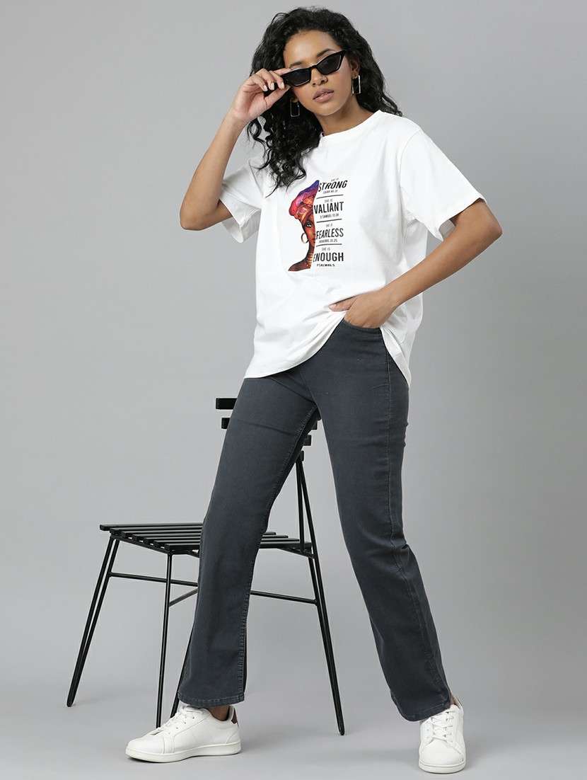 women white graphic boxy t-shirt - 20612585 -  Standard Image - 4