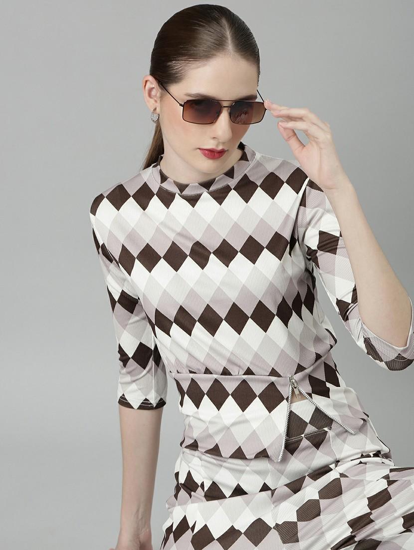 women checkered top and trouser co-ord set - 20612643 - Standard Image - 4