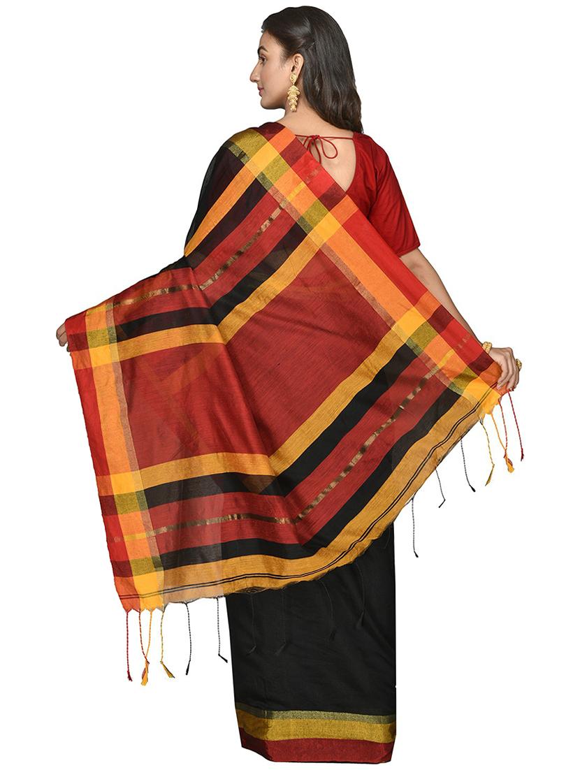 women black self design handloom saree with blouse - 20614036 - Standard Image - 1