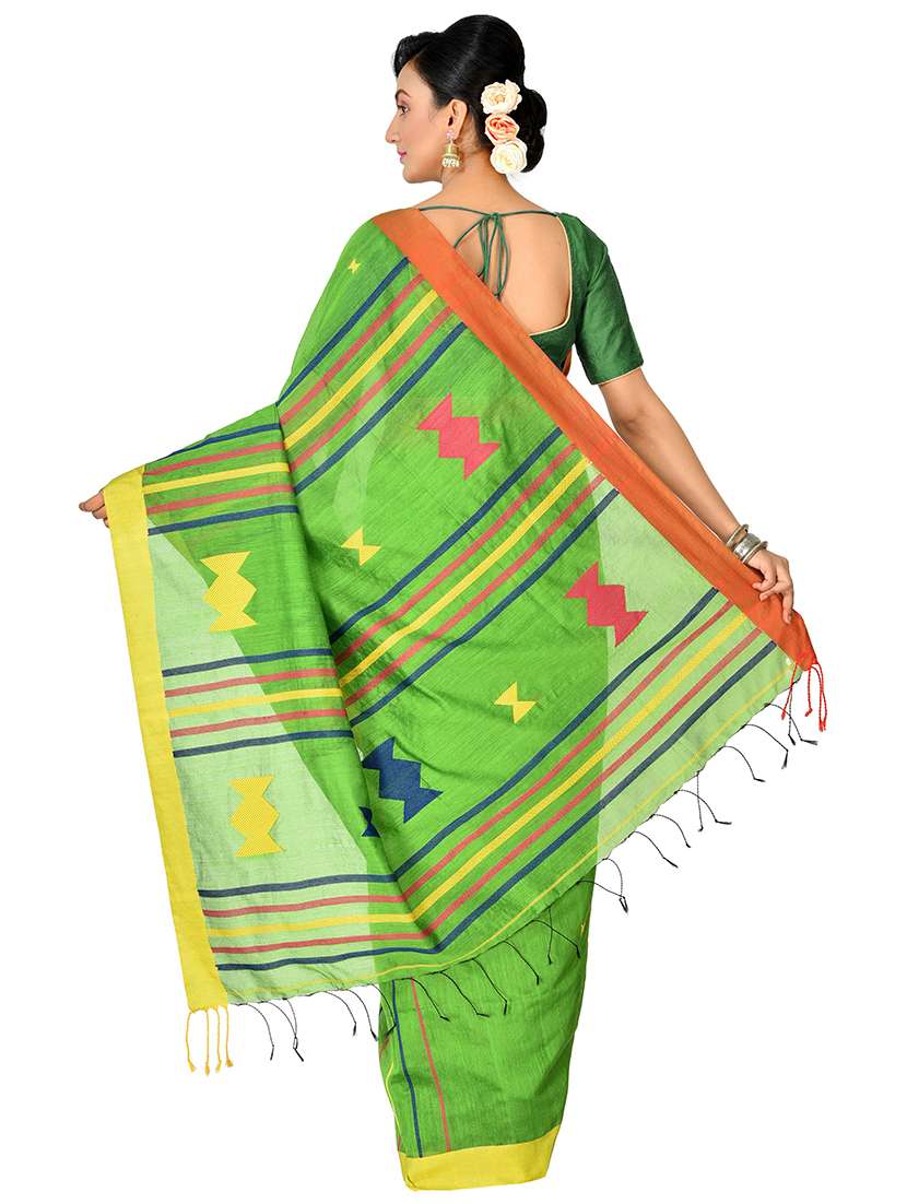 green self design handloom saree with blouse - 20614176 -  Standard Image - 1