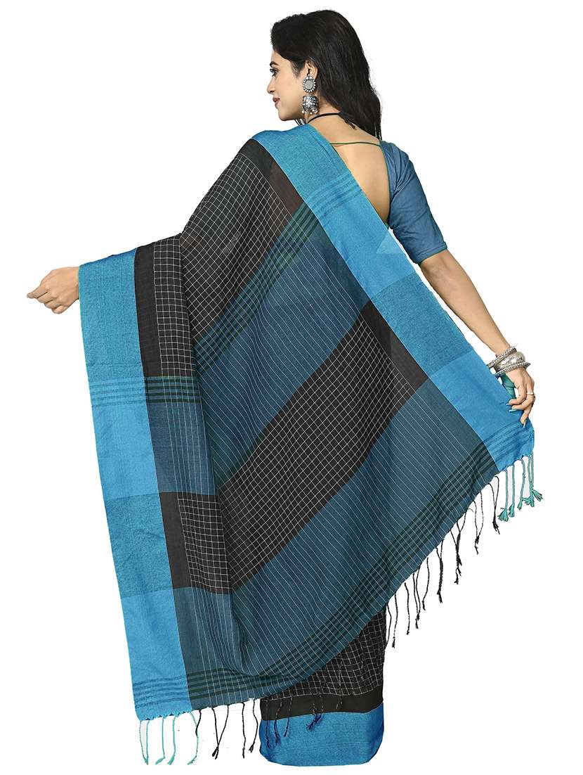 women black checks handloom saree with blouse - 20614432 - Standard Image - 1