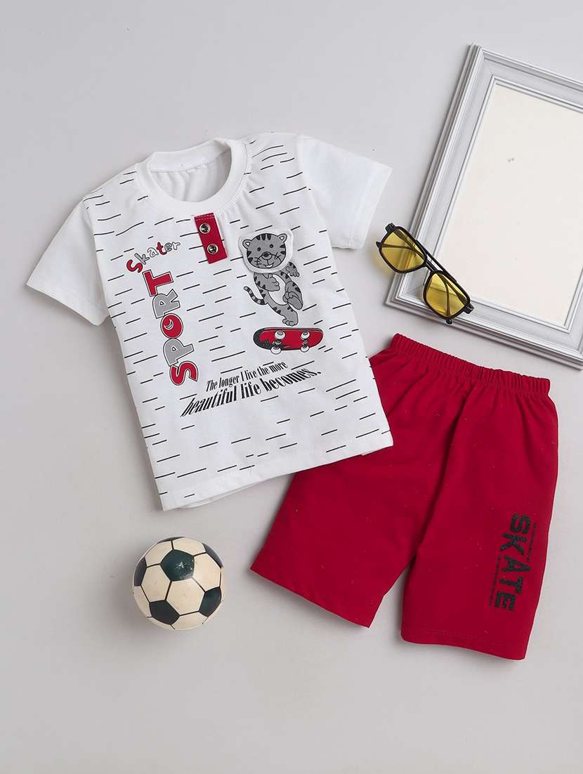 white & maroon graphic printed t-shirt & shorts set