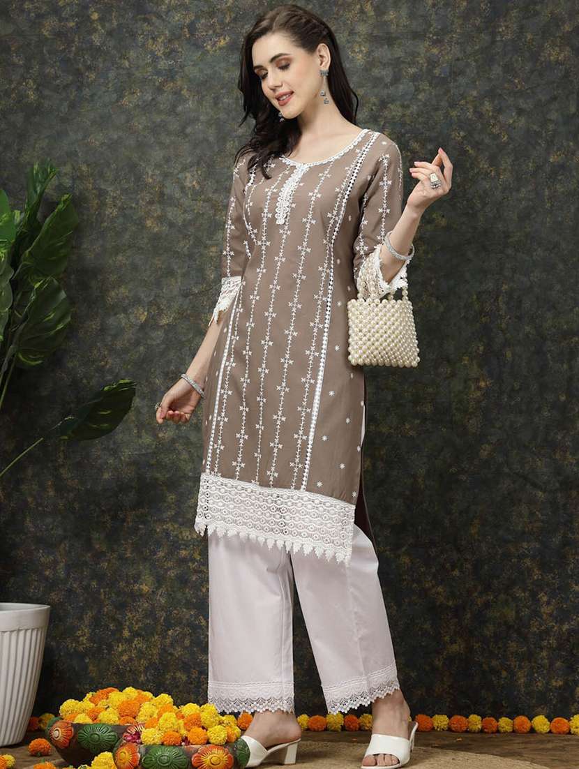 women round neck printed straight kurta - 20644357 -  Standard Image - 4