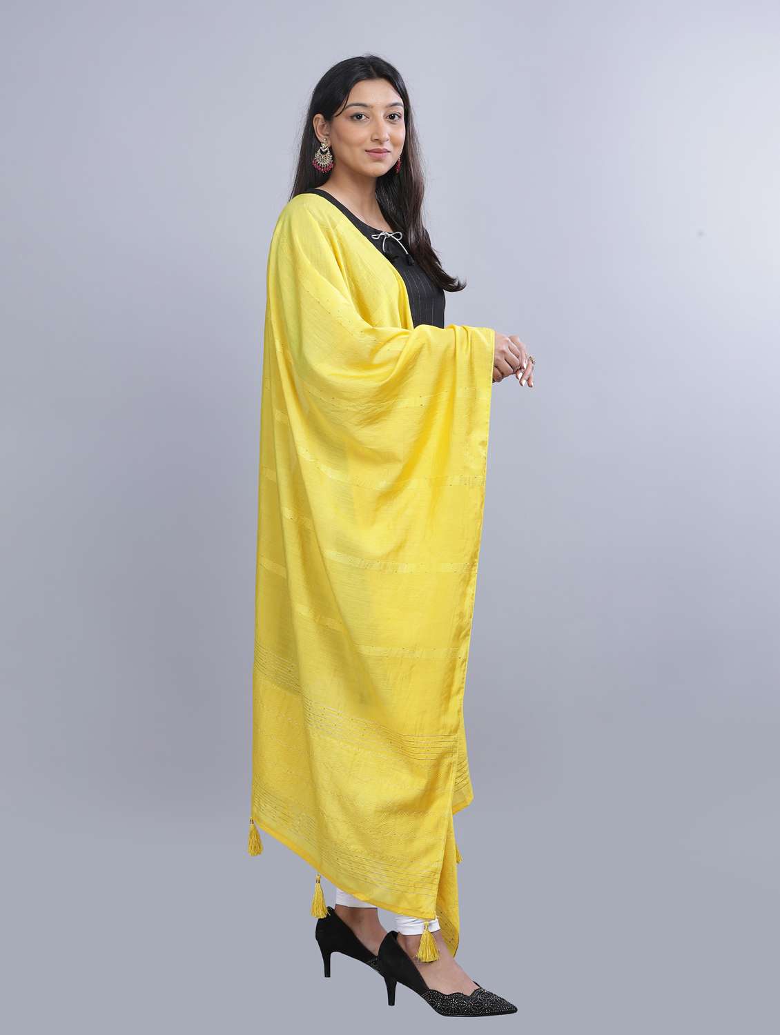 yellow self design dupatta - 20644797 - Standard Image - 1