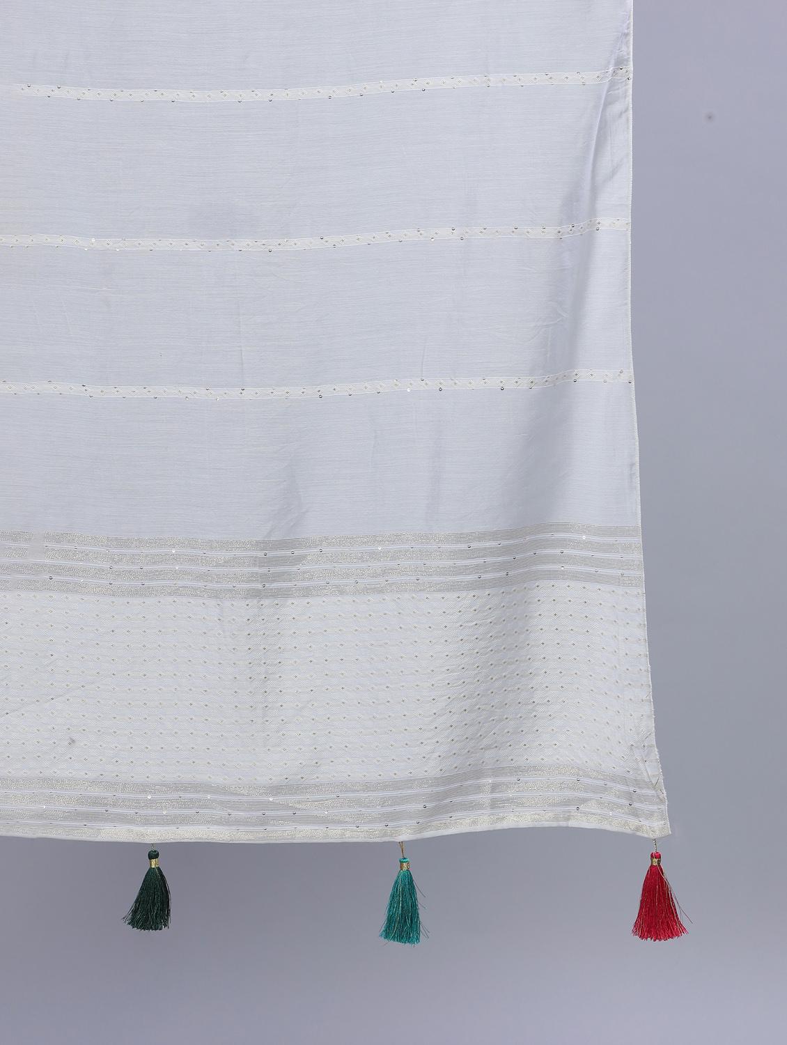 white self design dupatta - 20644808 - Standard Image - 4