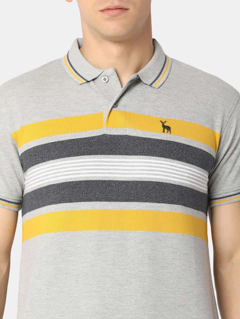 men short sleeved striped t-shirt - 20669999 -  Standard Image - 4