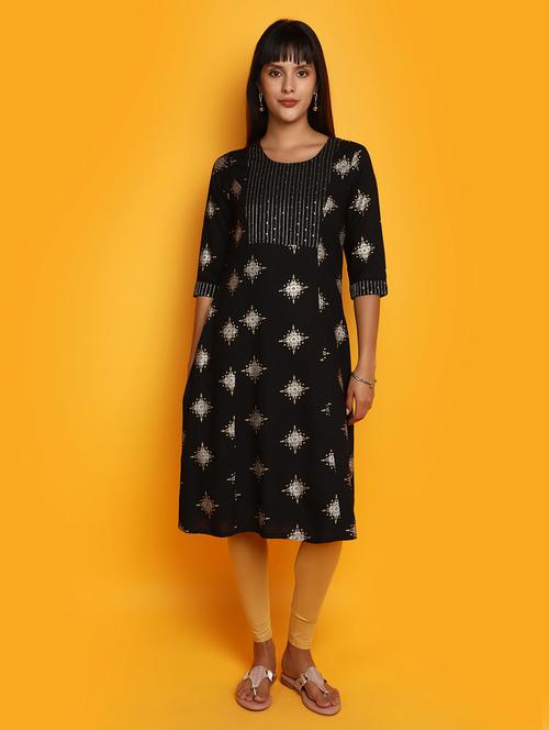 black three quarter sleeve a-line kurta - 20685933 - Standard Image - 0
