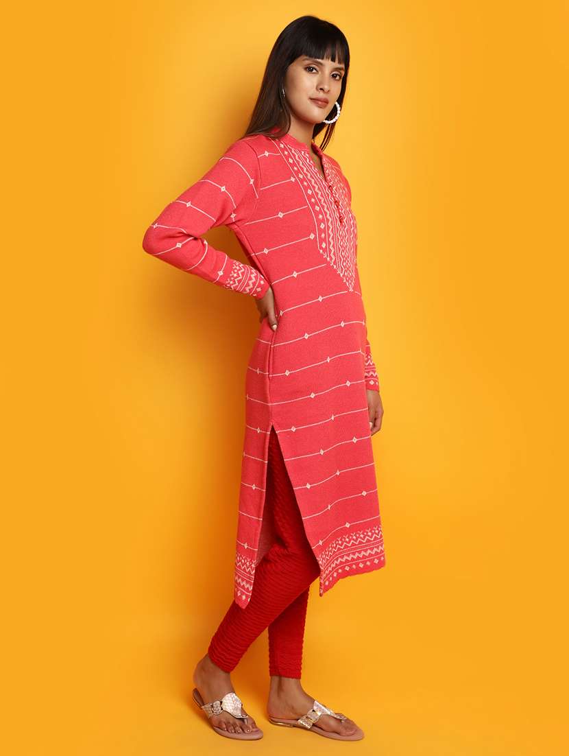 coral self design woolen kurta - 20685940 - Standard Image - 1