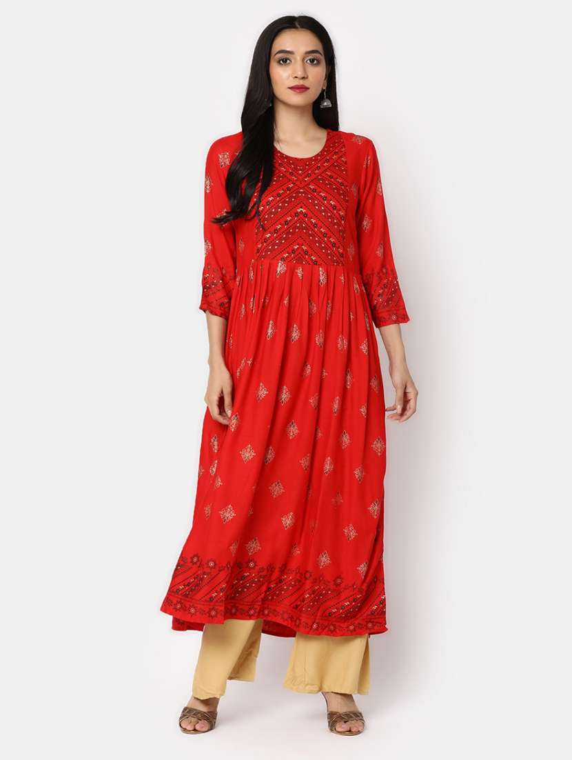 red three quarter sleeve flared kurta