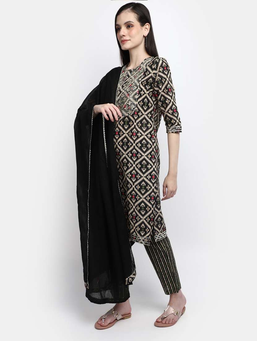 women black round neck kurta pant set with dupatta - 20686090 -  Standard Image - 1