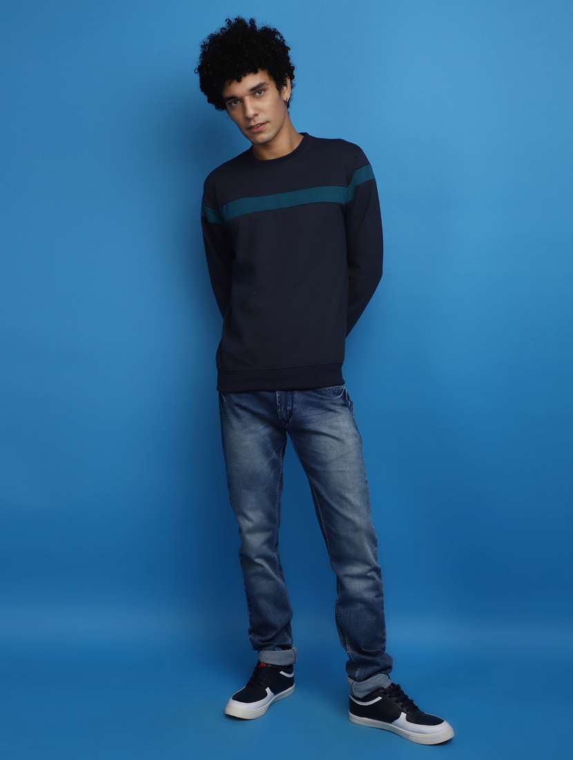 men chest print crew neck sweatshirt - 20686641 -  Standard Image - 4