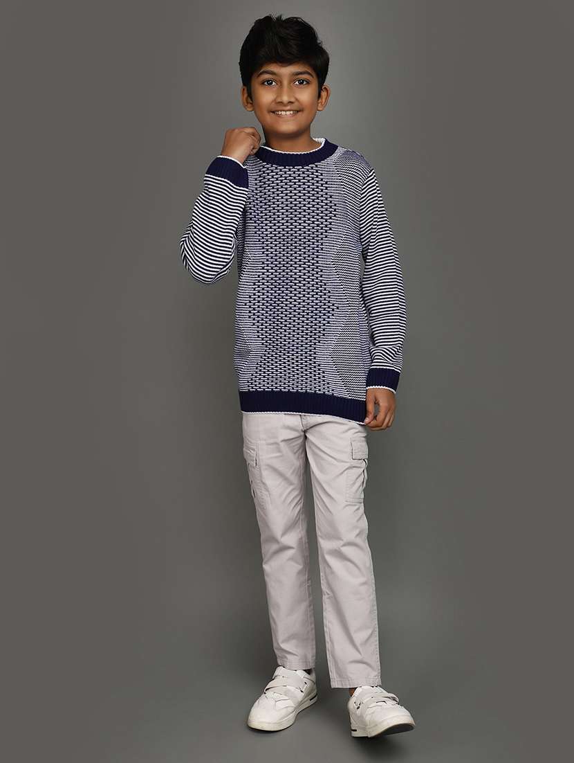 boy long sleeves sweater - 20687146 - Standard Image - 4