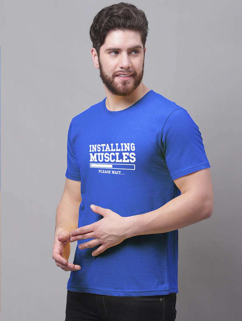 men round neck chest print t-shirt - 20688105 - Standard Image - 1