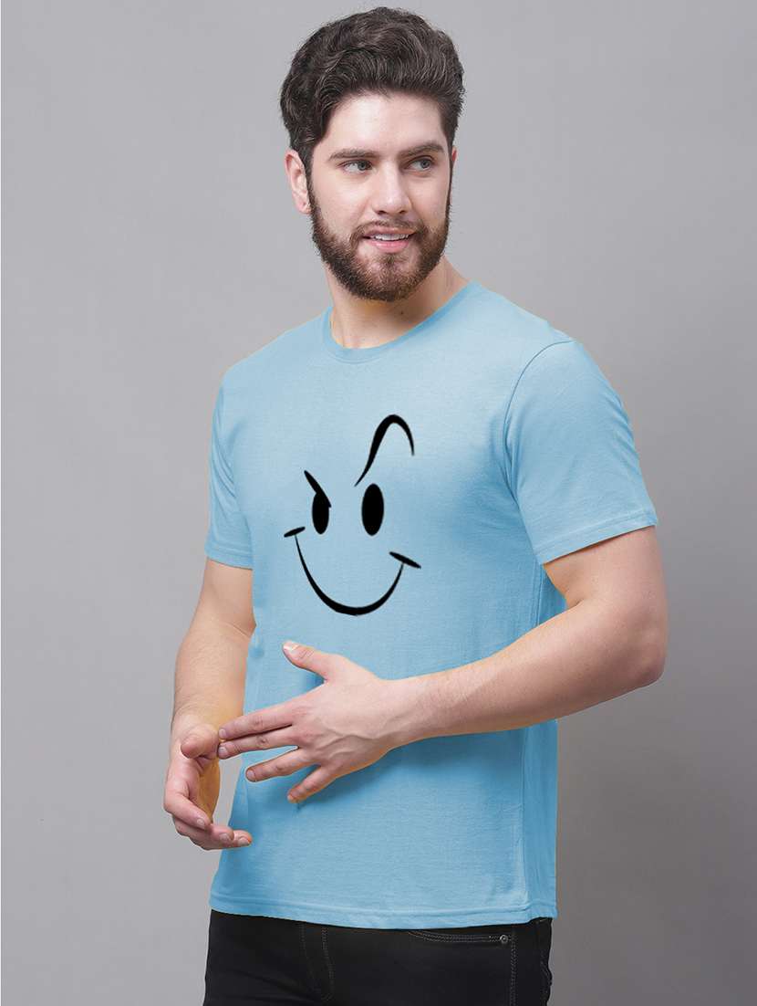 men round neck chest print t-shirt - 20688166 -  Standard Image - 1