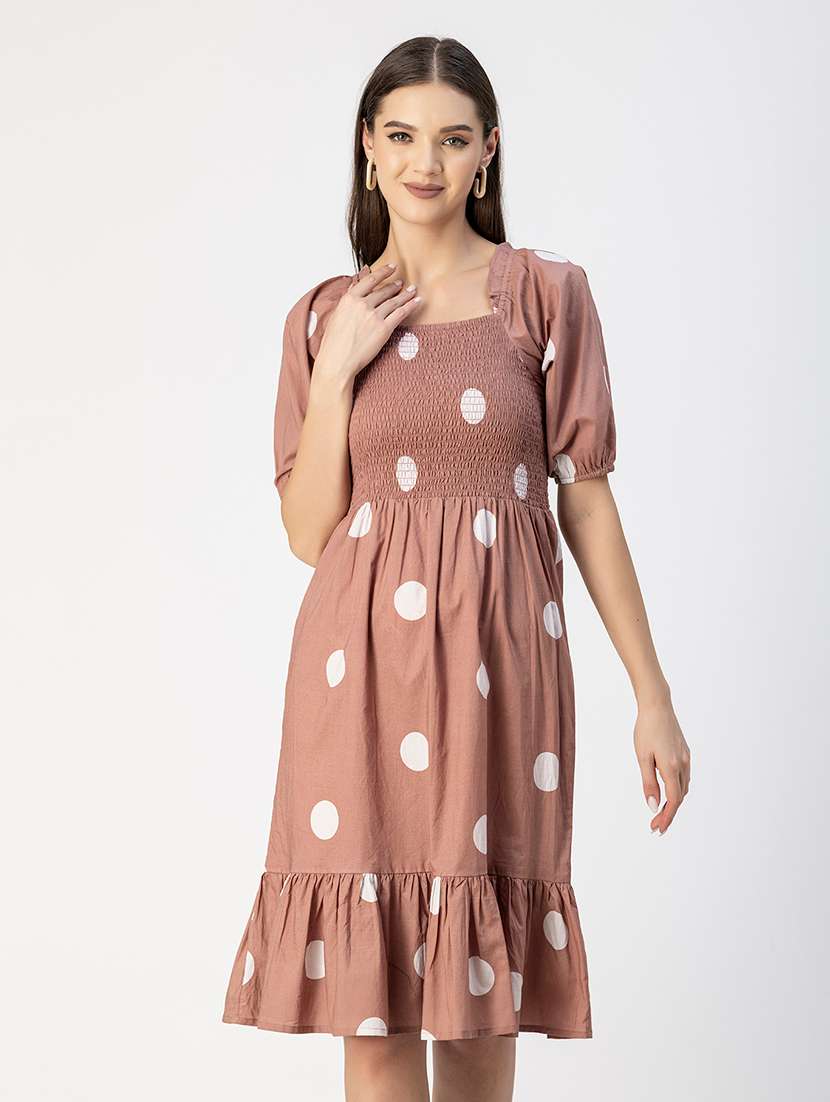 women polka doted puff sleeves dress
