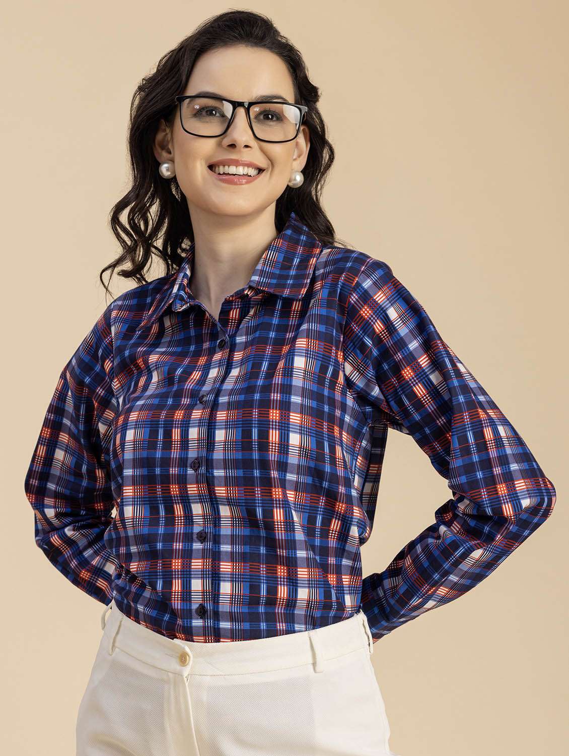 women checkered long sleeves shirt