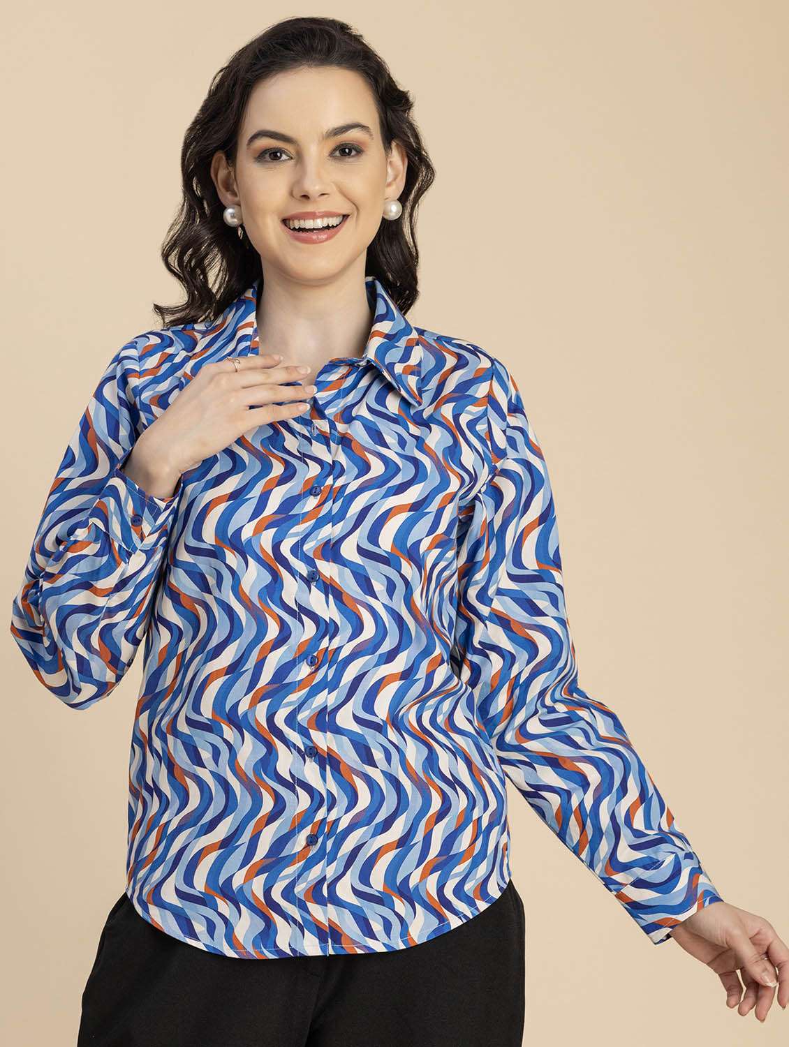 women printed long sleeves shirt