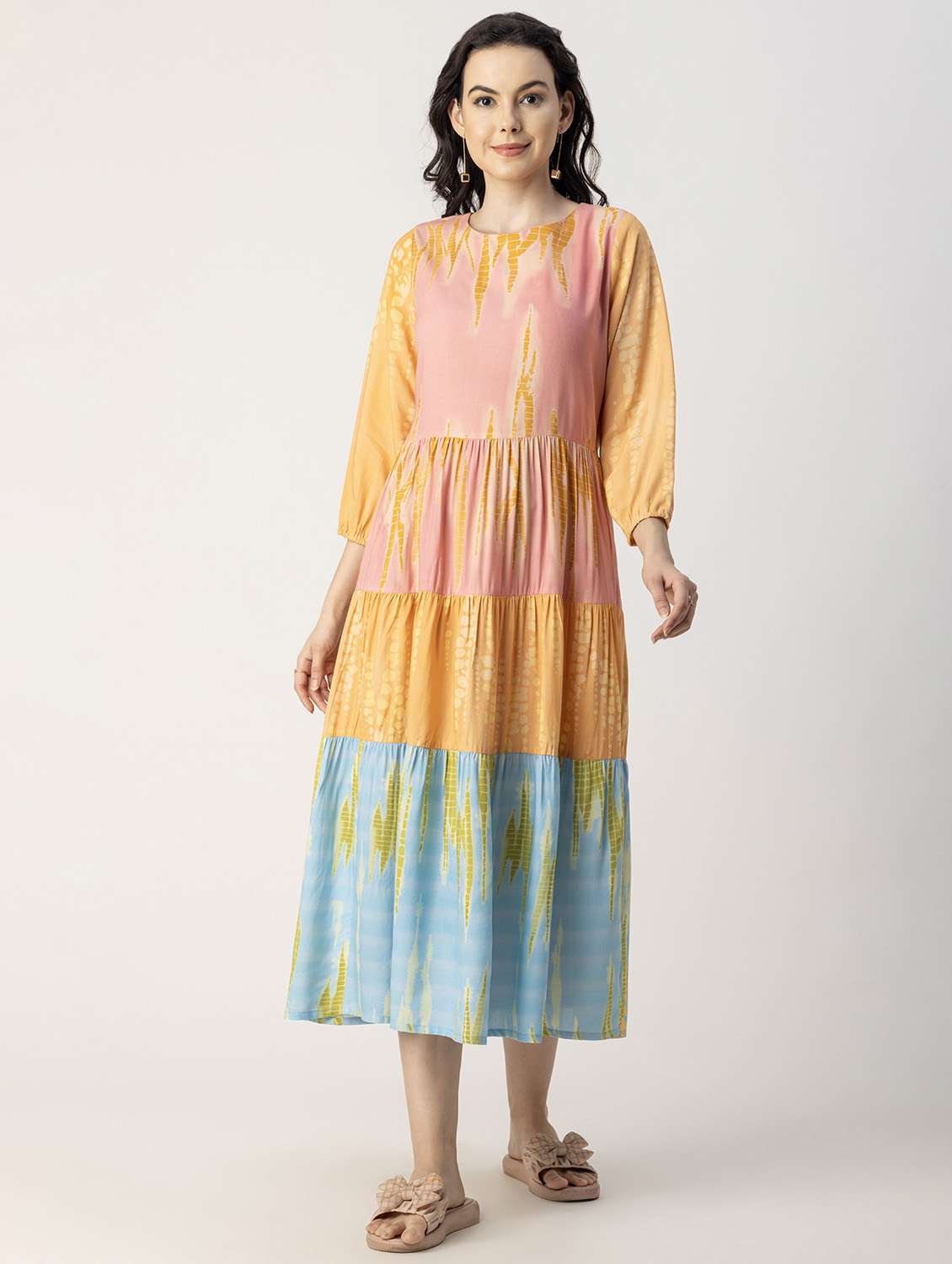 women tie & dyed round neck tiered dress